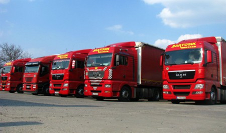 MAN TGX 18 440 EURO 5 vs. IVECO Stralis EURO 3 vs.MAN TGX 18 440 EURO 5 vs. MAN TGA 18 440 EURO 4 vs. MAN TGX 18 440 EURO 5  